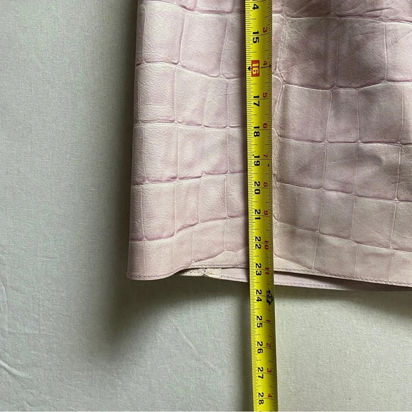 Danier Leather Crocodile Embossed Wrap Skirt Sz 12 - Picture 11 of 11